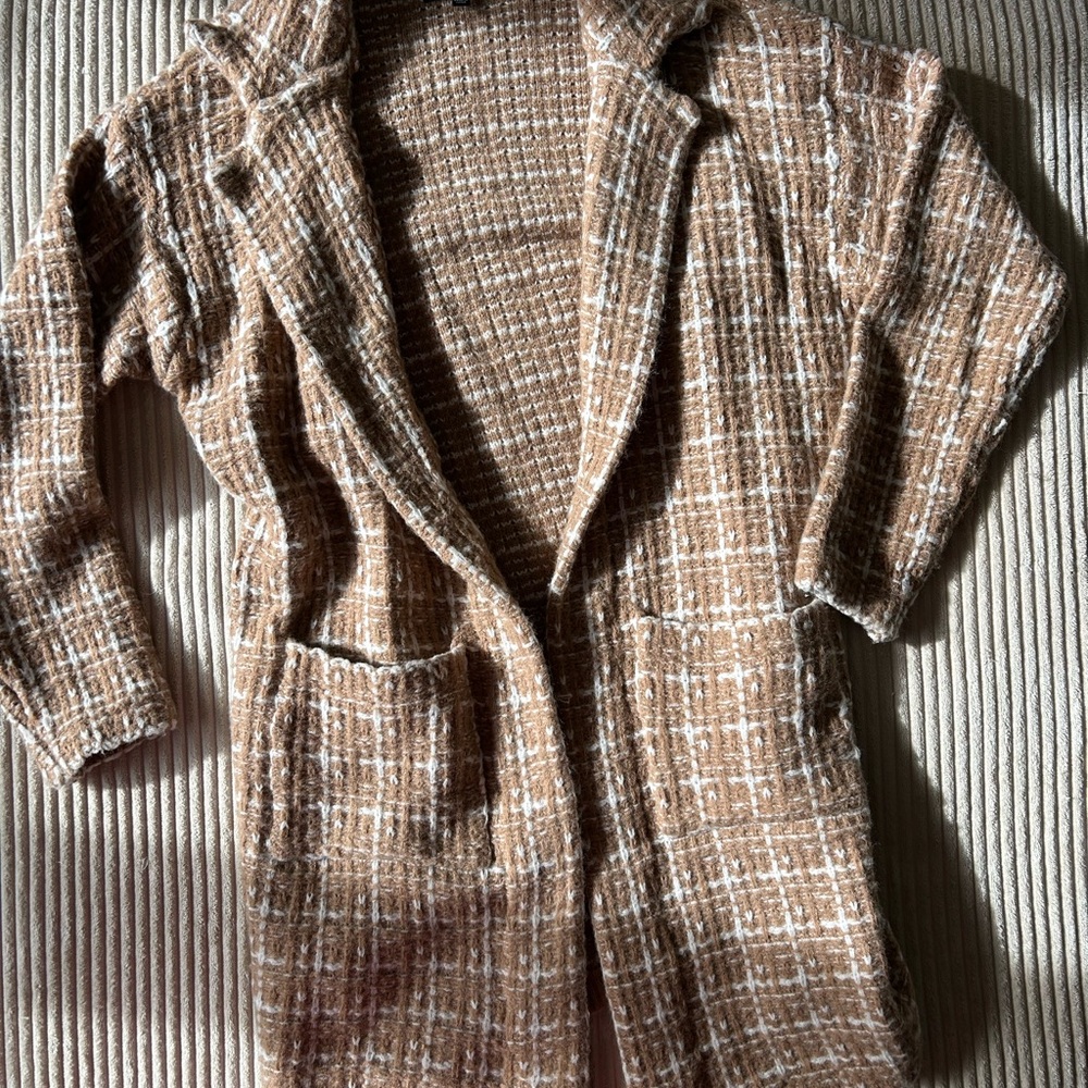Lulu's Tan Plaid Blazer